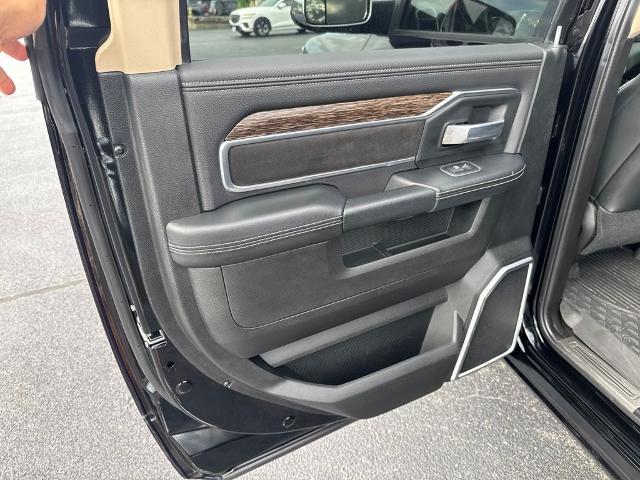 2021 Ram 3500 Laramie Crew Cab 4x4 8' Box