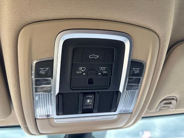 2021 Ram 3500 Laramie Crew Cab 4x4 8' Box