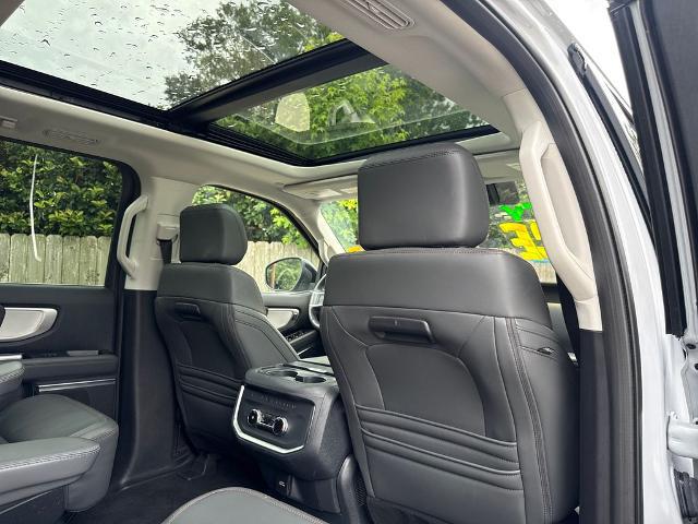 2025 Ford Expedition Active MAX