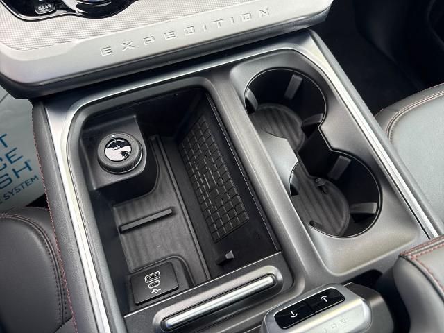 2025 Ford Expedition Active MAX