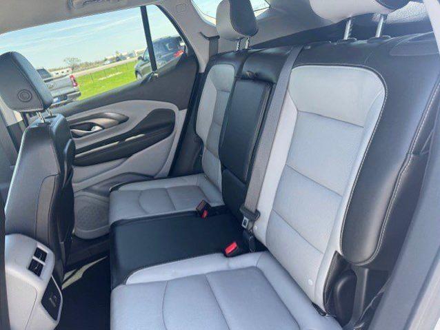 2024 GMC Terrain AWD SLT