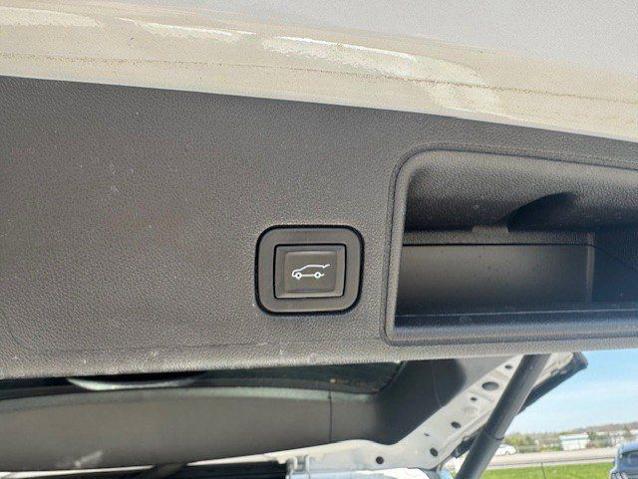 2024 GMC Terrain AWD SLT