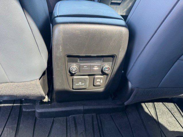2023 Buick Enclave Essence AWD