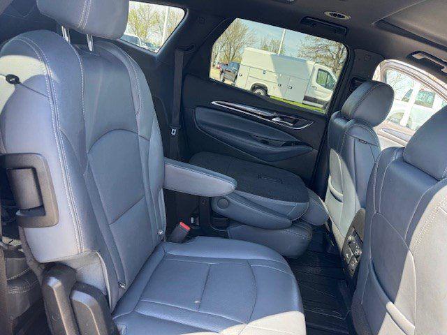 2023 Buick Enclave Essence AWD