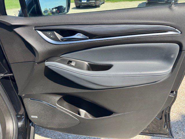 2023 Buick Enclave Essence AWD