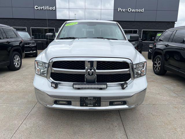 2019 Ram 1500 Classic SLT Crew Cab 4x4 6'4" Box