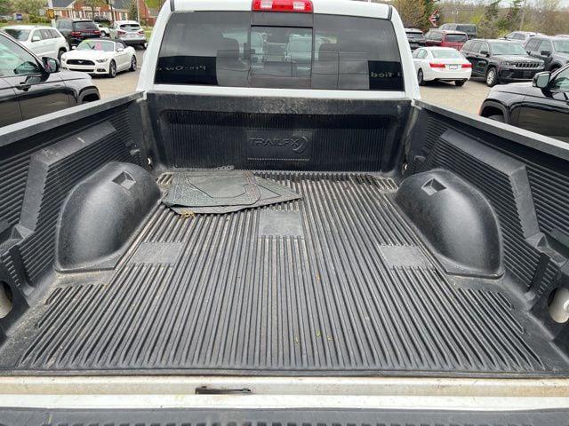 2019 Ram 1500 Classic SLT Crew Cab 4x4 6'4" Box