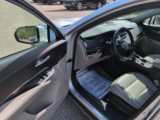 2021 Cadillac XT4 AWD Luxury