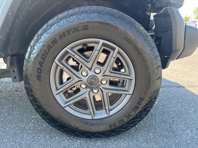 2025 Jeep Wrangler 4-Door Summit 4x4