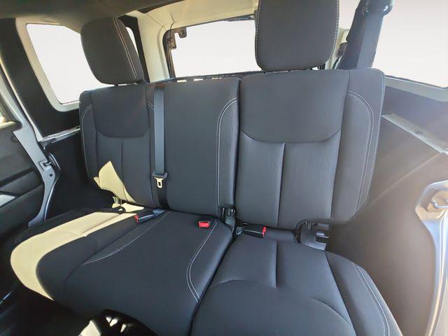 2017 Jeep Wrangler Unlimited Sahara 4x4