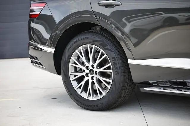 2025 Genesis GV80 2.5T Standard AWD