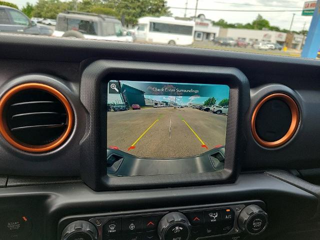 2022 Jeep Gladiator Sport