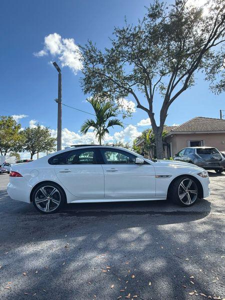 2016 Jaguar XF 35t R-Sport