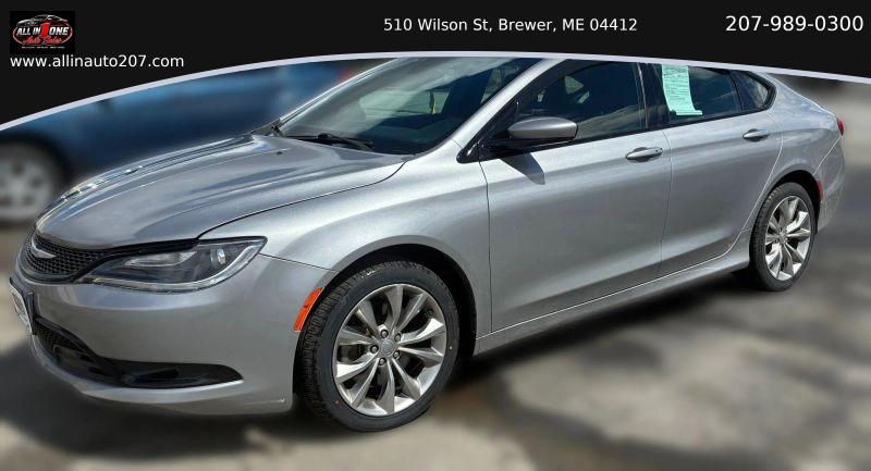 2015 Chrysler 200 S