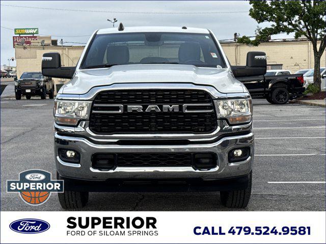 2024 Ram 3500 Big Horn Crew Cab 4x4 8' Box