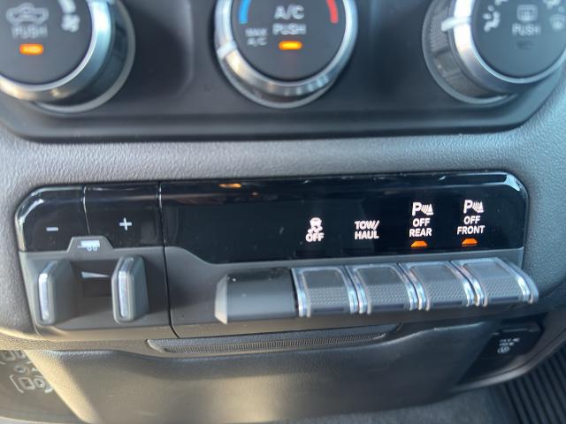 2022 Ram 1500 Big Horn Crew Cab 4x4 6'4" Box