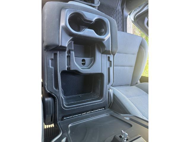 2022 Ram 1500 Big Horn Crew Cab 4x4 6'4" Box