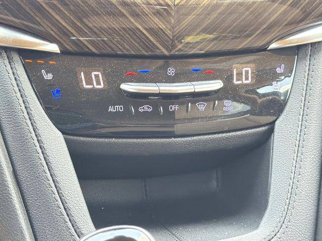 2022 Cadillac XT6 AWD Premium Luxury