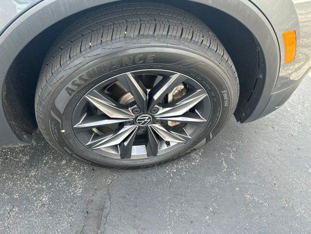2023 Volkswagen Tiguan 2.0T SE
