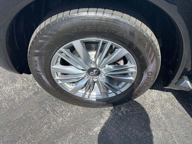 2019 INFINITI QX80 LUXE