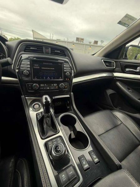 2021 Nissan Maxima SV Xtronic CVT