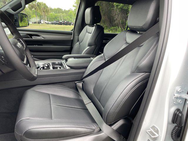 2026 Jeep Grand Wagoneer Limited Altitude 4x4