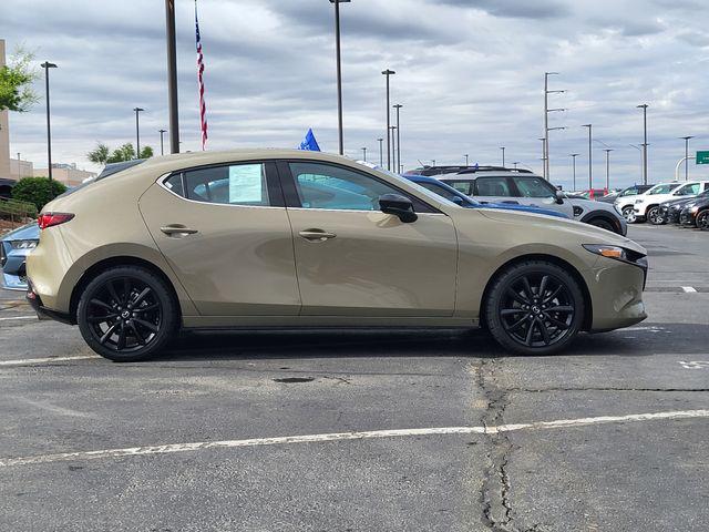 2024 Mazda Mazda3 2.5 Carbon Turbo