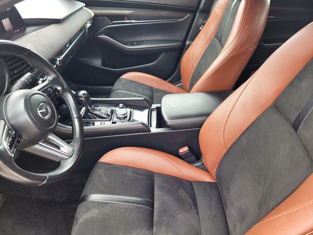 2024 Mazda Mazda3 2.5 Carbon Turbo