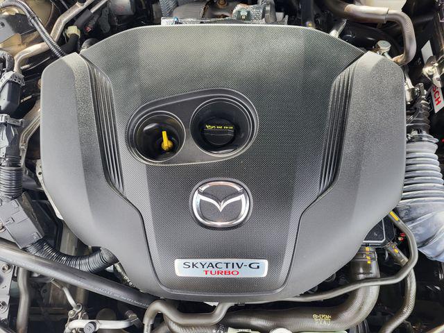 2024 Mazda Mazda3 2.5 Carbon Turbo