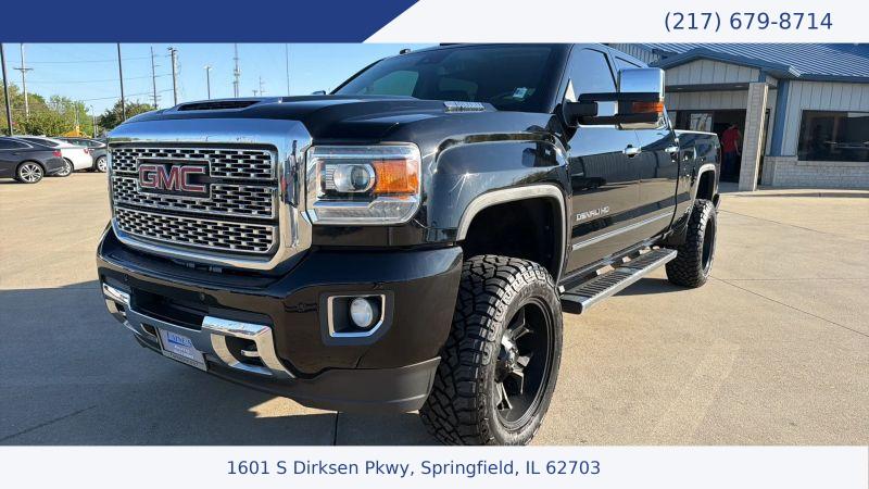 2018 GMC Sierra 2500HD Denali for sale in Springfield, IL