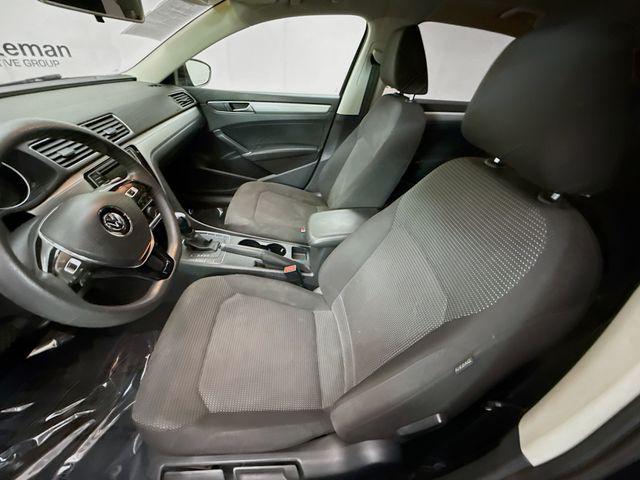 2017 Volkswagen Passat 1.8T S