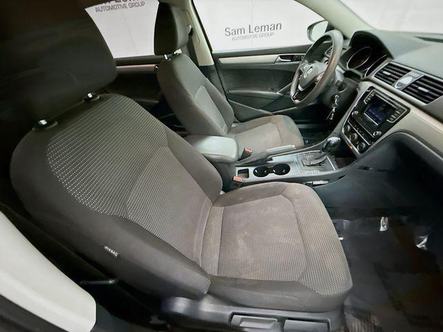 2017 Volkswagen Passat 1.8T S