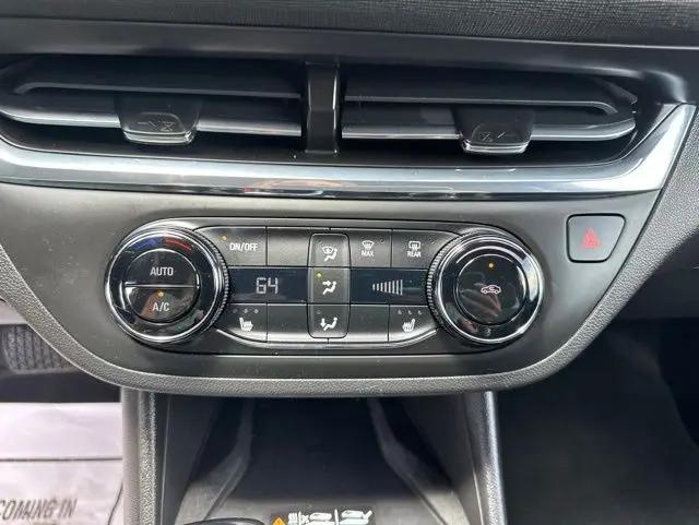 2025 Buick NV Preferred FWD