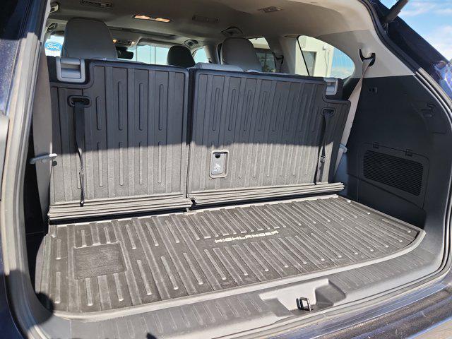 2025 Toyota Highlander Hybrid XLE