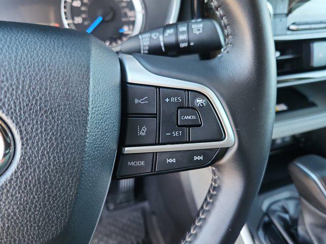 2025 Toyota Highlander Hybrid XLE