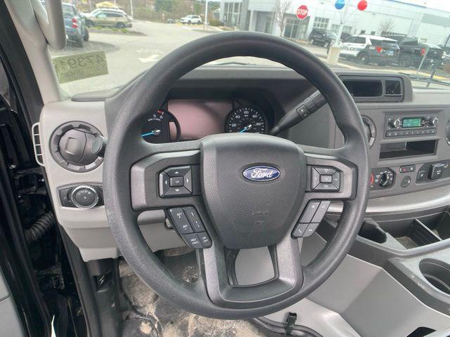 2027 Ford E-Series Cutaway Base