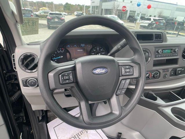 2027 Ford E-Series Cutaway Base