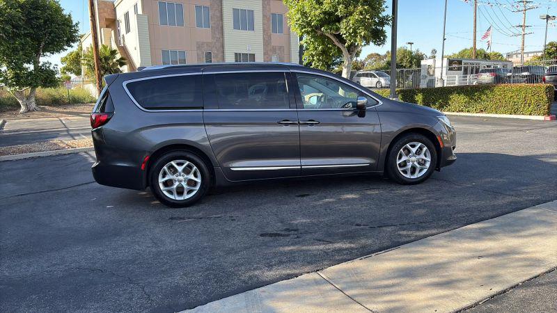 2020 Chrysler Pacifica Limited