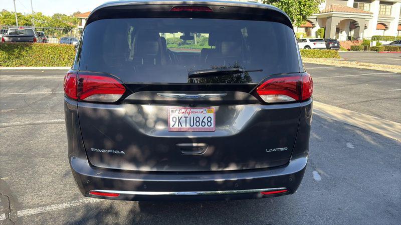 2020 Chrysler Pacifica Limited