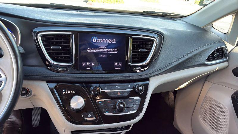 2020 Chrysler Pacifica Limited