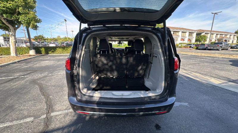 2020 Chrysler Pacifica Limited