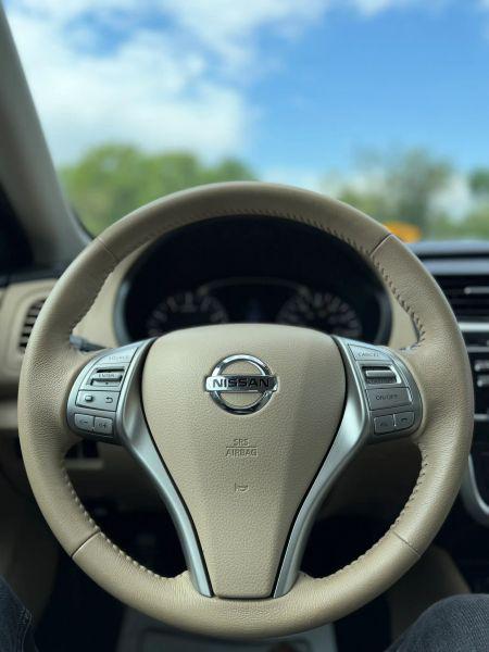 2017 Nissan Altima 2.5 SV