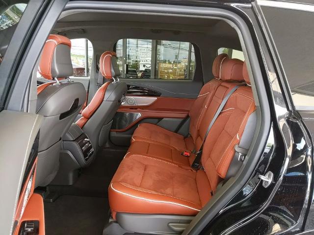 2025 Lincoln Nautilus Black Label