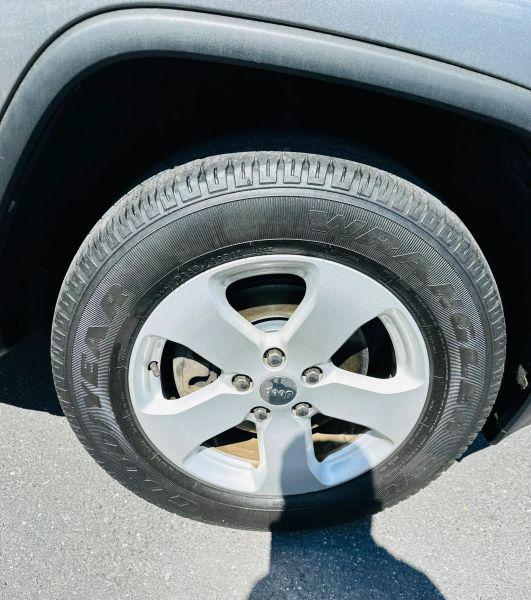 2012 Jeep Grand Cherokee Laredo