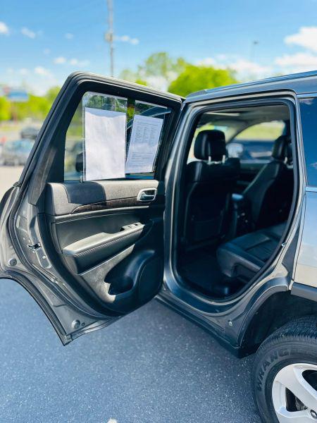 2012 Jeep Grand Cherokee Laredo