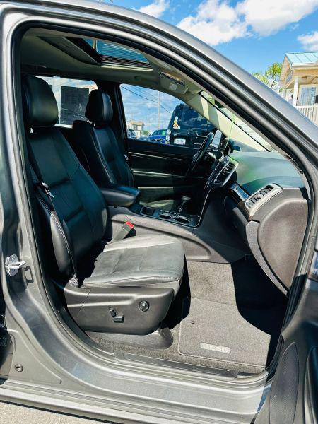 2012 Jeep Grand Cherokee Laredo