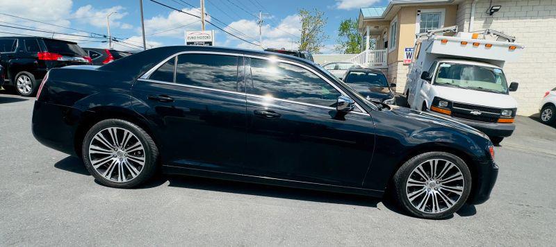 2012 Chrysler 300 S V6
