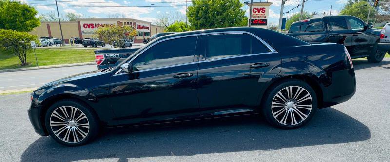 2012 Chrysler 300 S V6