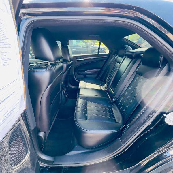 2012 Chrysler 300 S V6