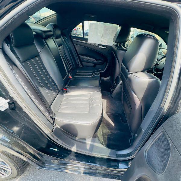 2012 Chrysler 300 S V6